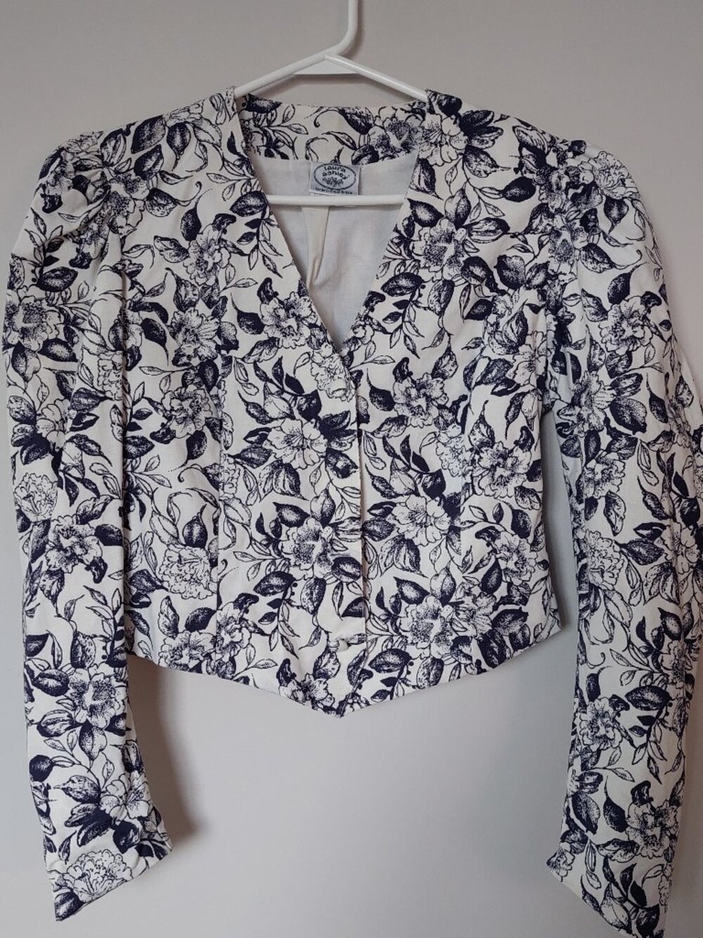 Vintage Laura Ashley Sz 10 Floral Cotton Cropped Blazer Structured Shoulder